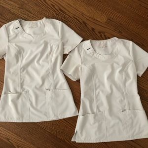 Cherokee Infinity Scrub Top